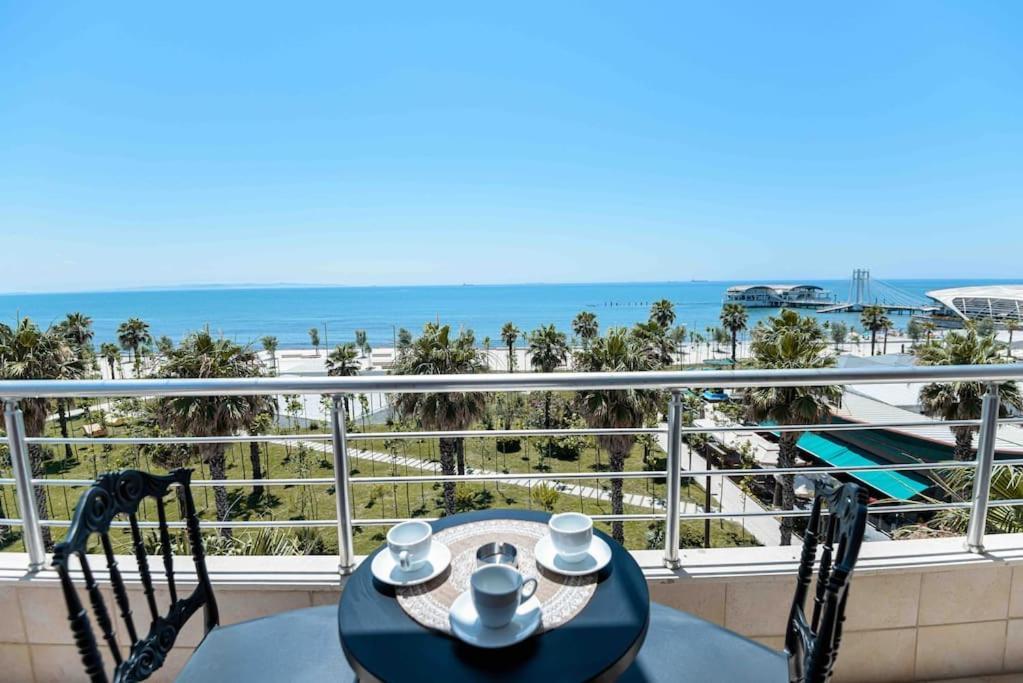Grand View Apartment Durres Exterior photo